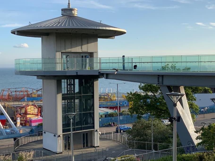 Nero View, Southend City High Street Buitenkant foto